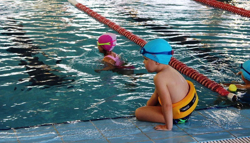Foto de arquivo dun curso de natacin