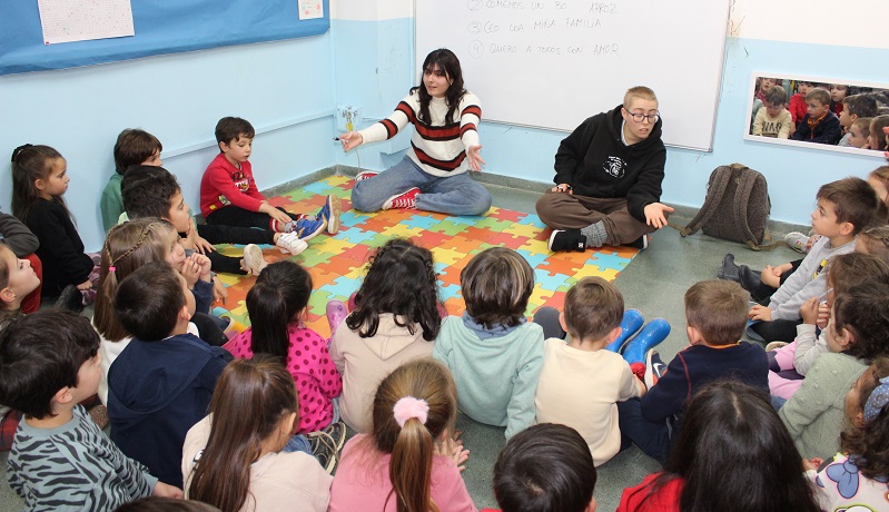 No CEIP A Cristina regueifaron ata os nenos e nenas de infantil