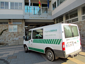 Vehculo de la Brigada de Obras de Carballo